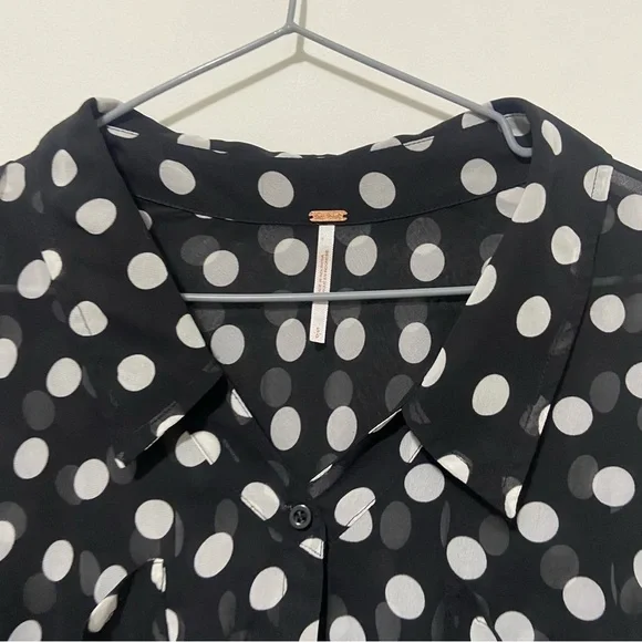 Free People Black/White Sheer Polka Dot Easy Rider Blouse Size Small - Picture 4 of 9